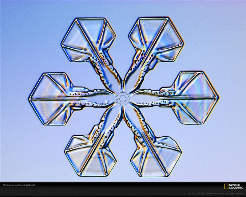 plate-snowflake-1047258-xl (Medium)