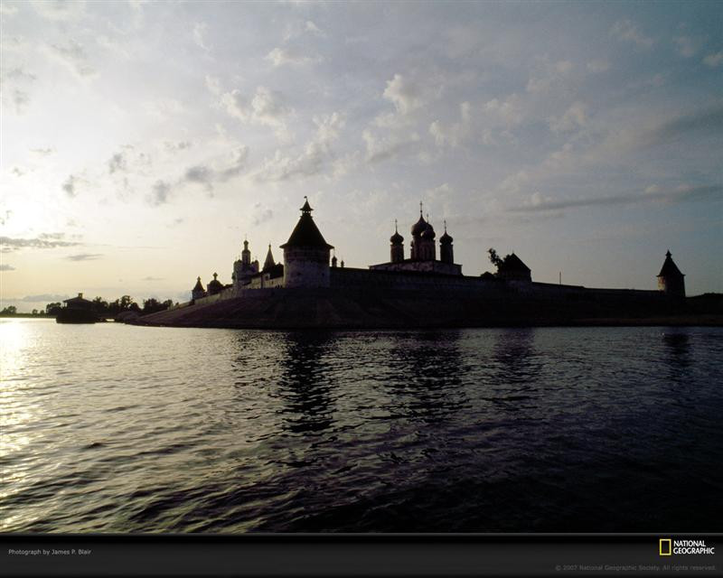 volga-river-cathedral-487986-xl (Medium)