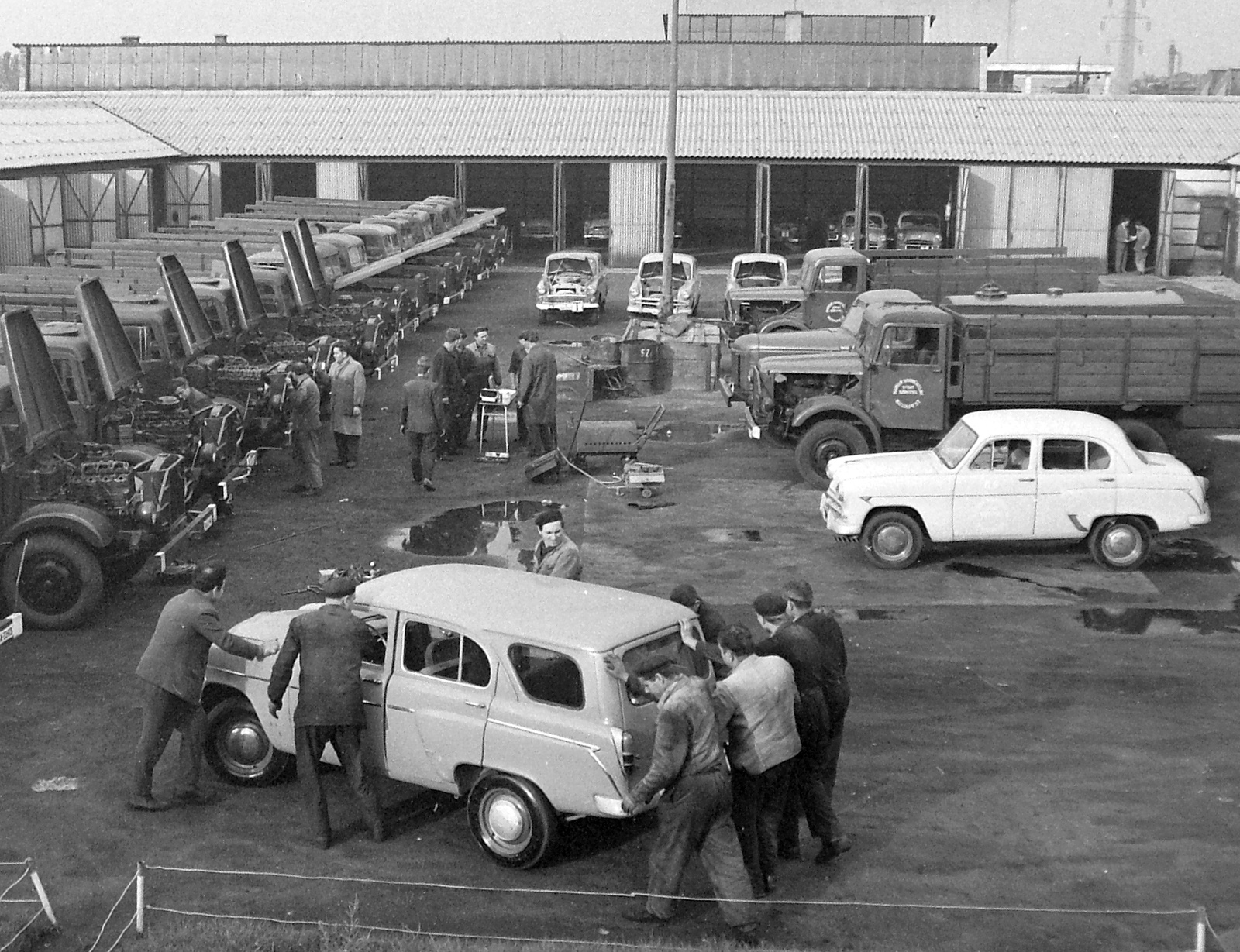 MHS oktató gépkocsik 1966