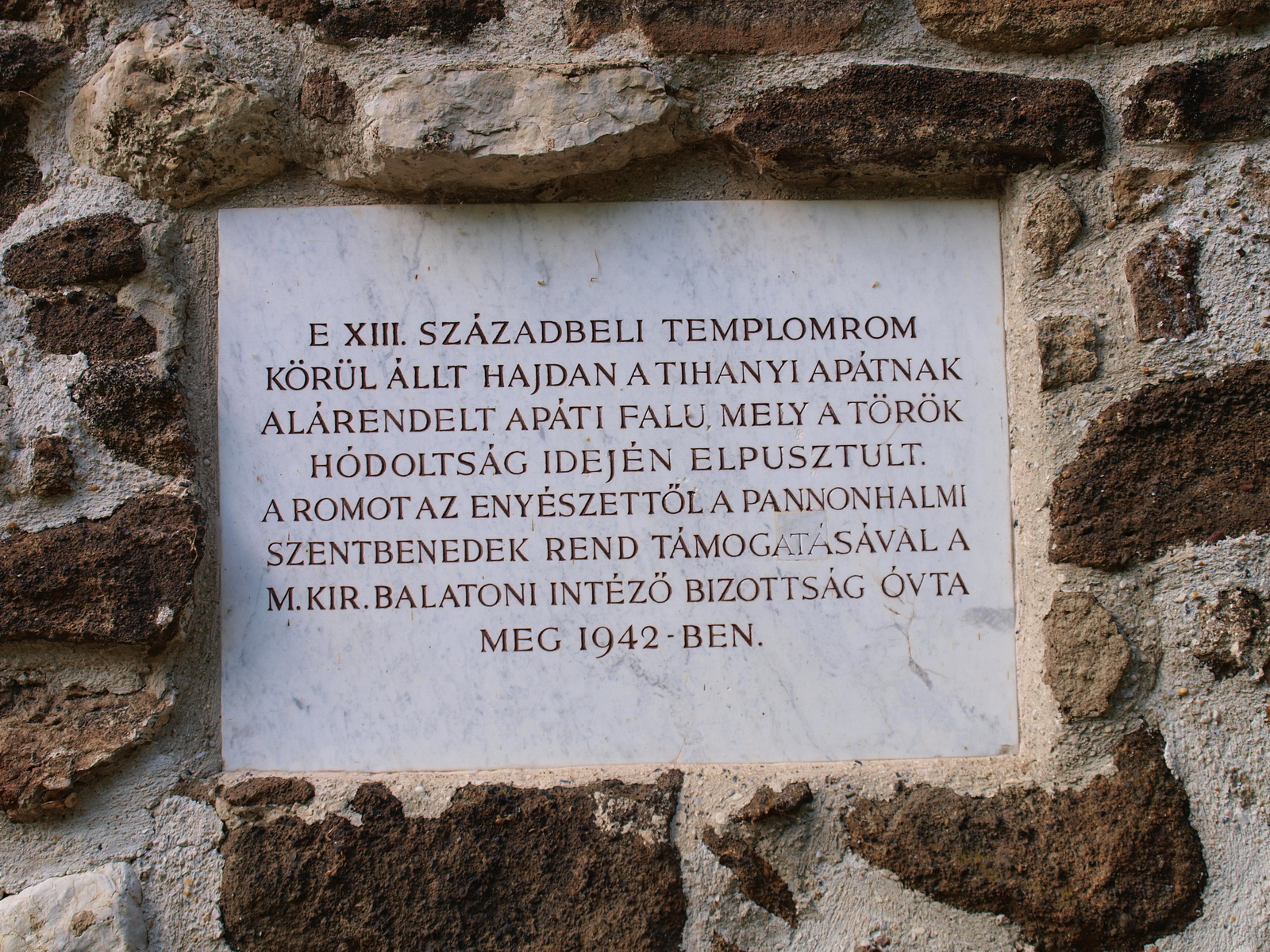 Sajkod, Apáti templomrom 04