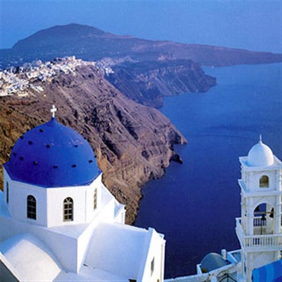 santorini1 (Medium)