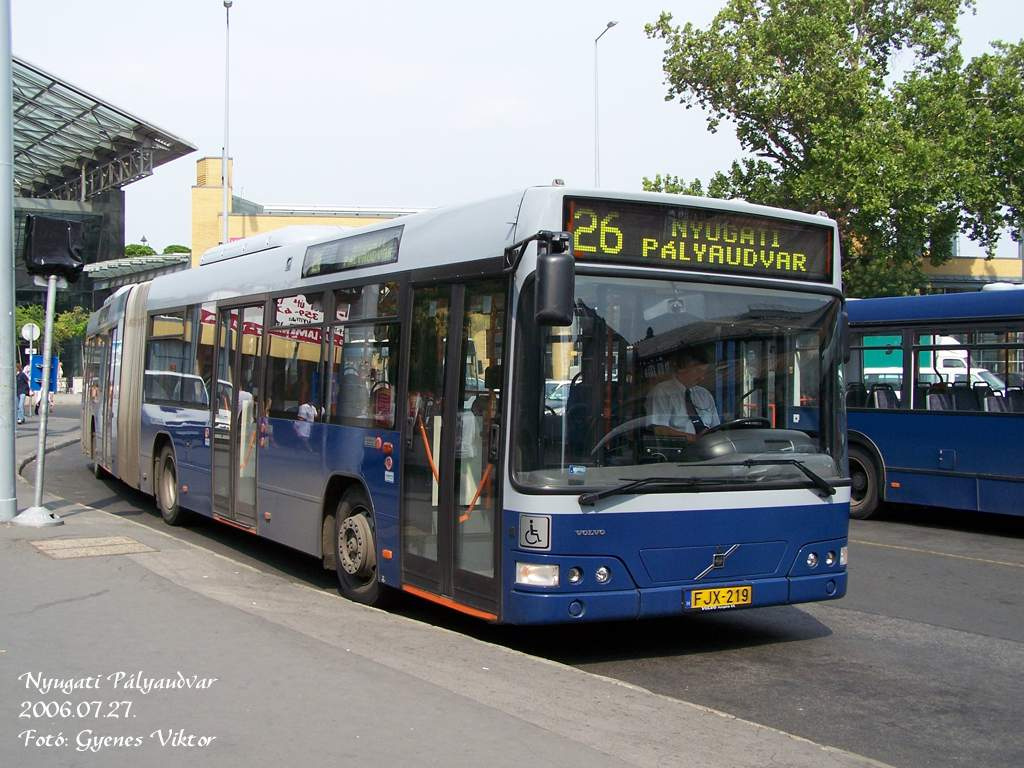 Busz FJX-219 3