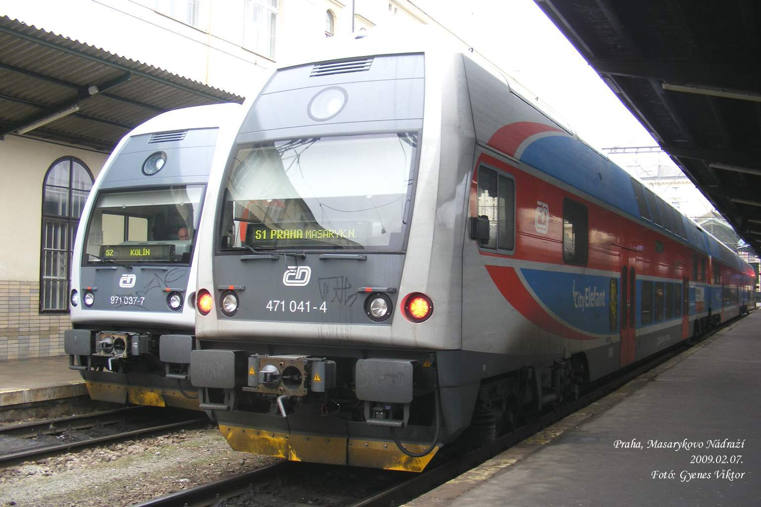 ČD971-037-7+471-041-4