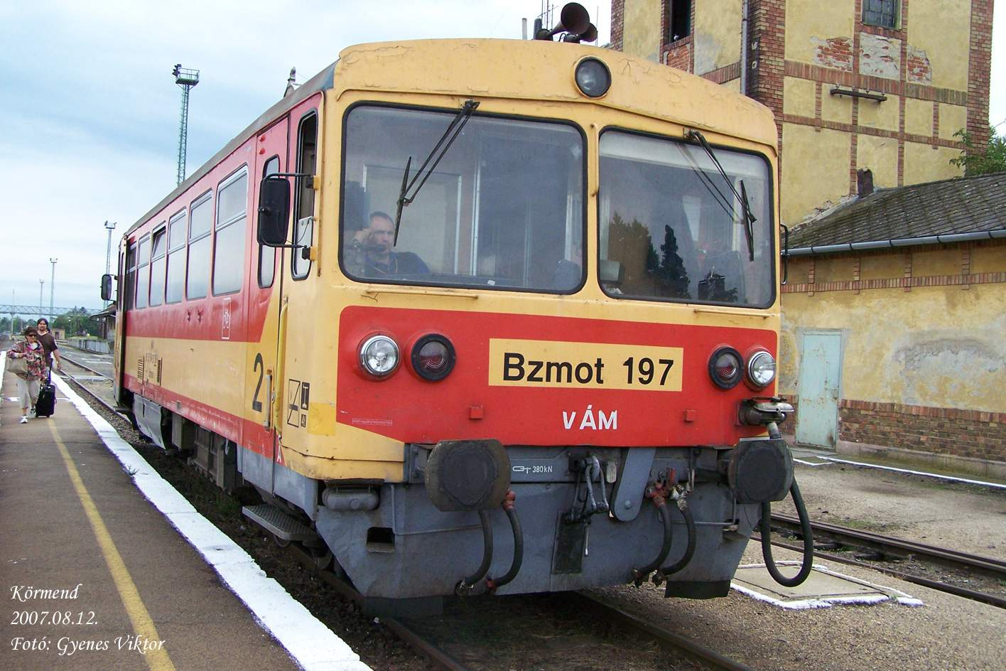 Bzmot197 2