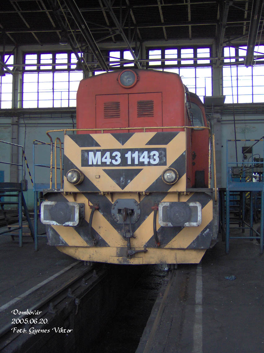 M43-1143