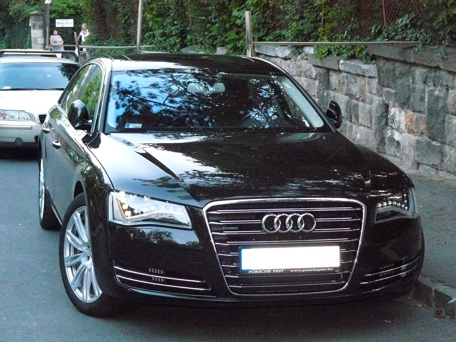 Audi A8 L