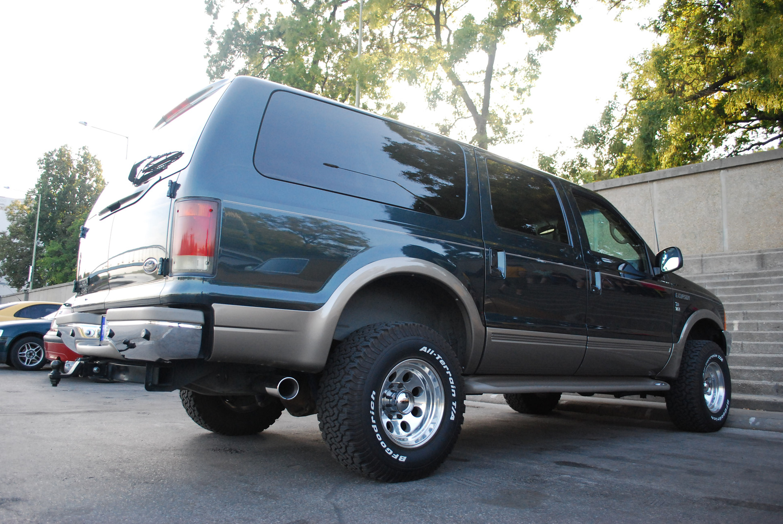 Ford Excursion