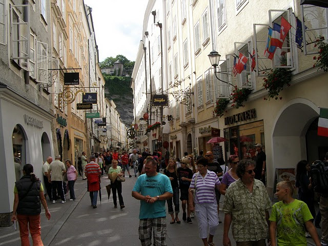 Salzburg-sétáló utca